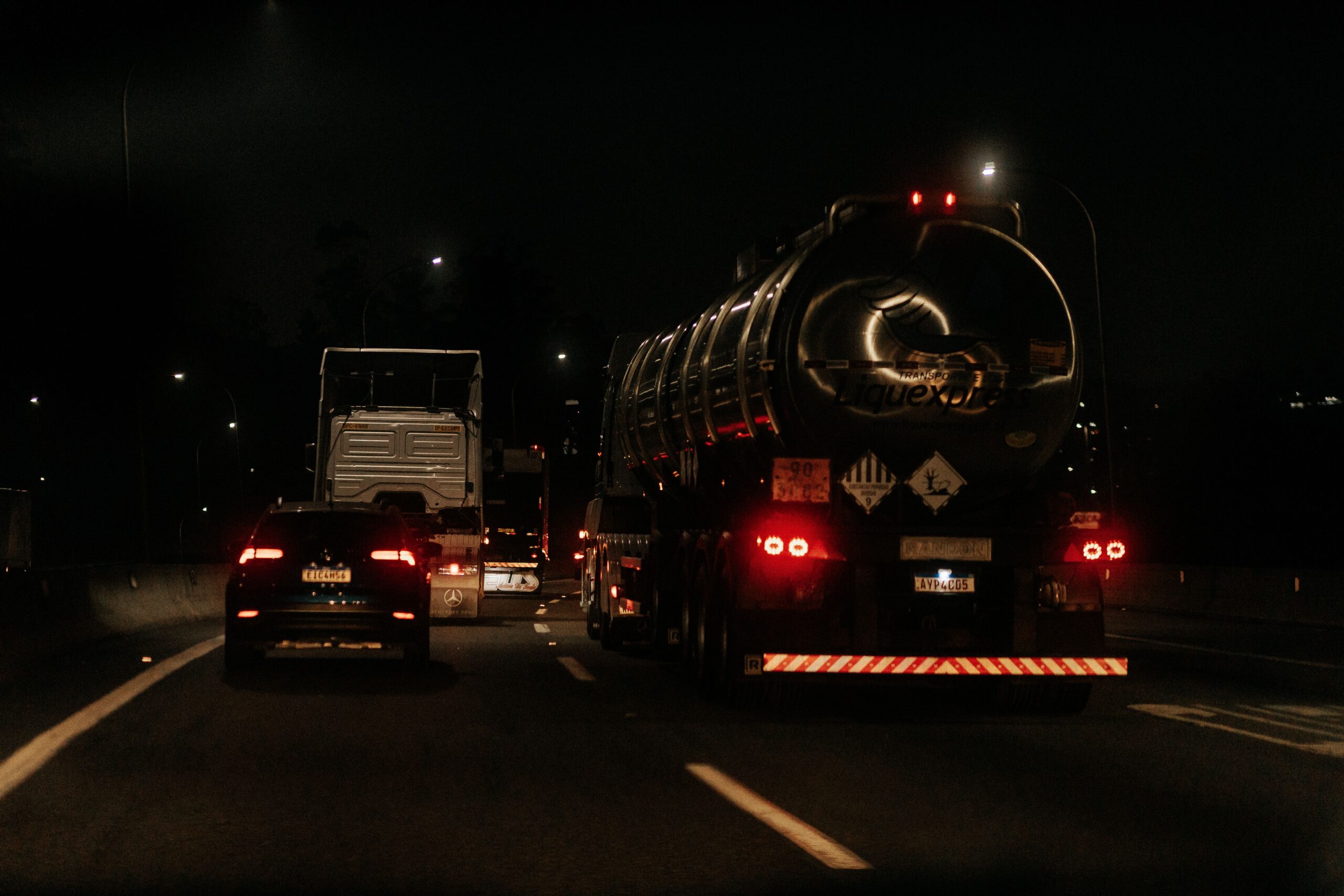 Stafford Truck Accident Lawyer - Image of truck - Night Traffic